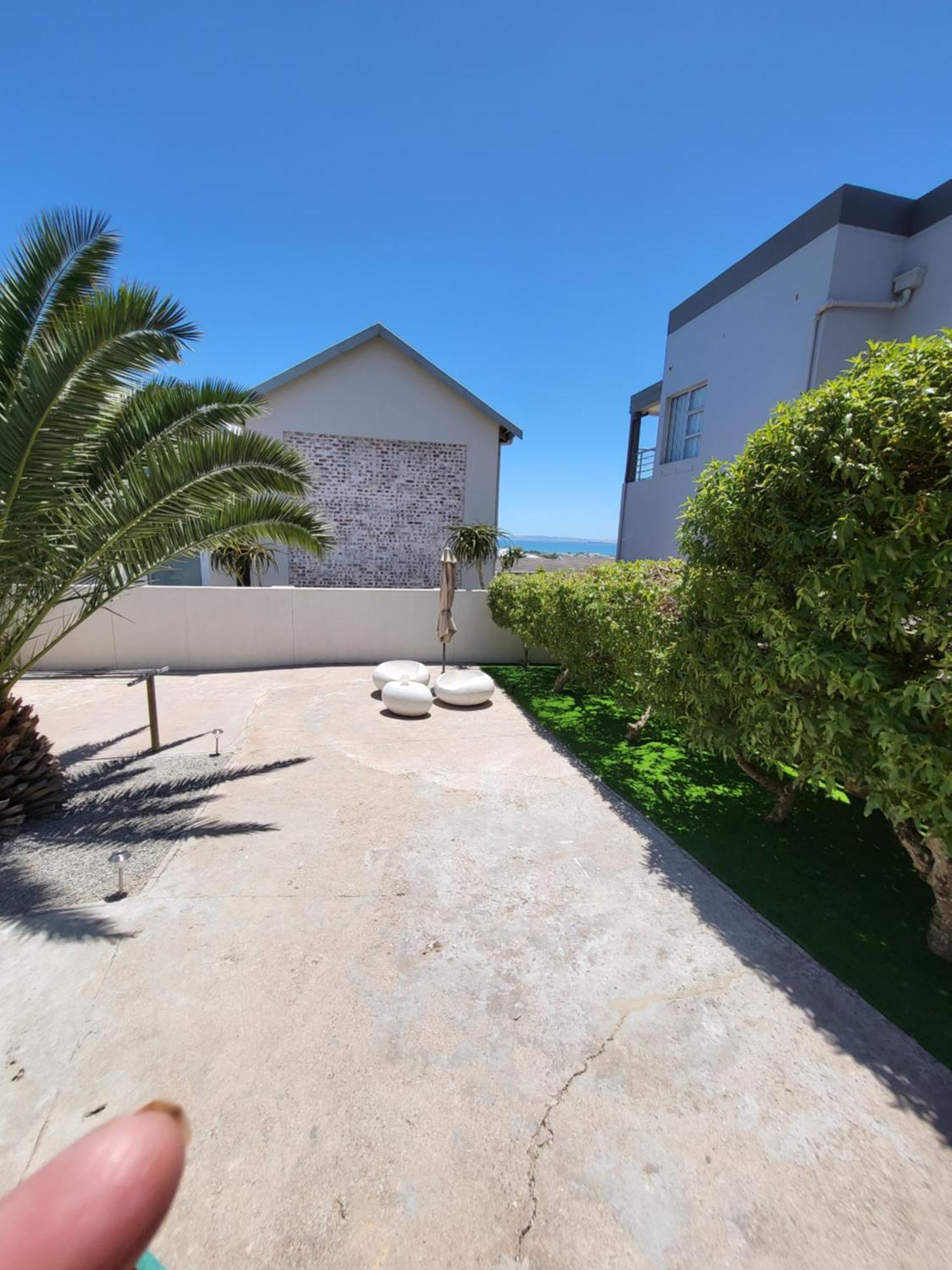 Beach Style Cottage Langebaan Exterior photo